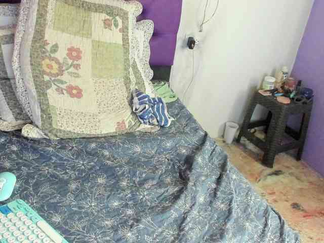 MargothClain webcam