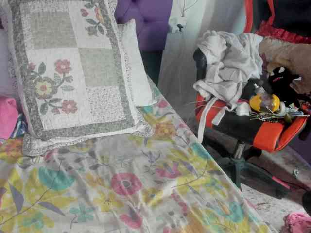 MargothClain webcam