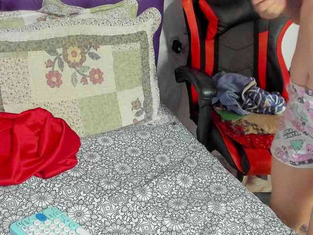 MargothClain webcam