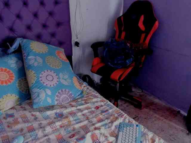 MargothClain webcam