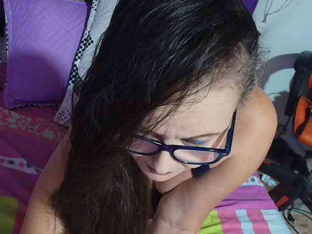 MargothClain webcam