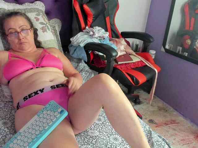 MargothClain webcam
