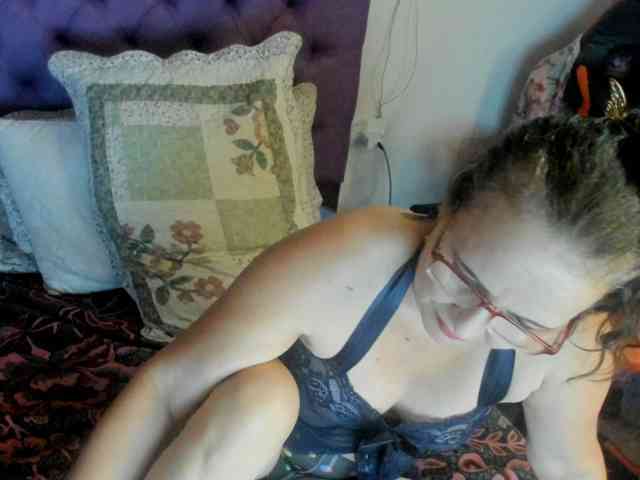 MargothClain webcam