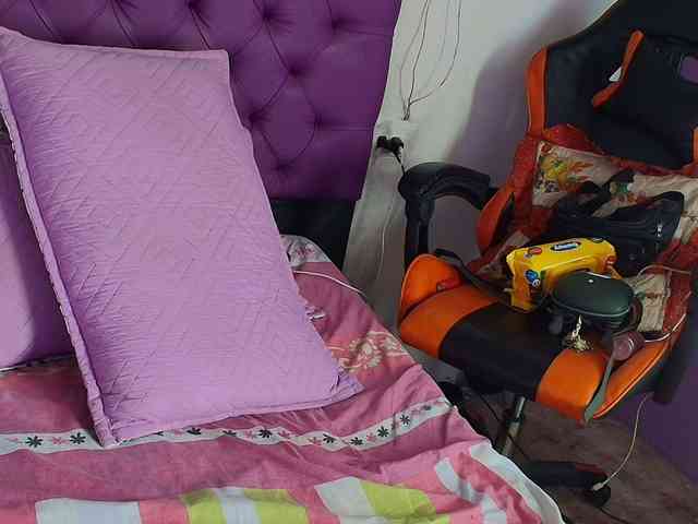 MargothClain webcam