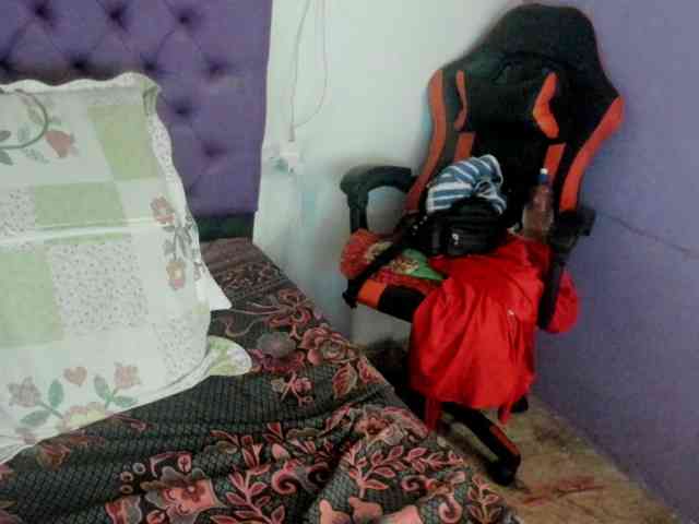 MargothClain webcam