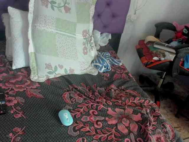 MargothClain webcam