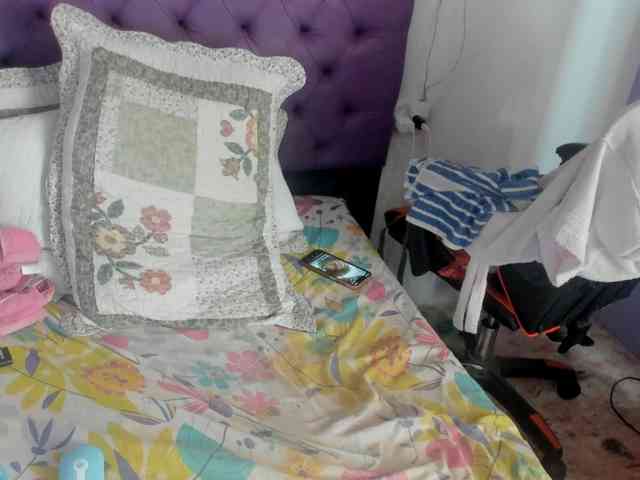 MargothClain webcam