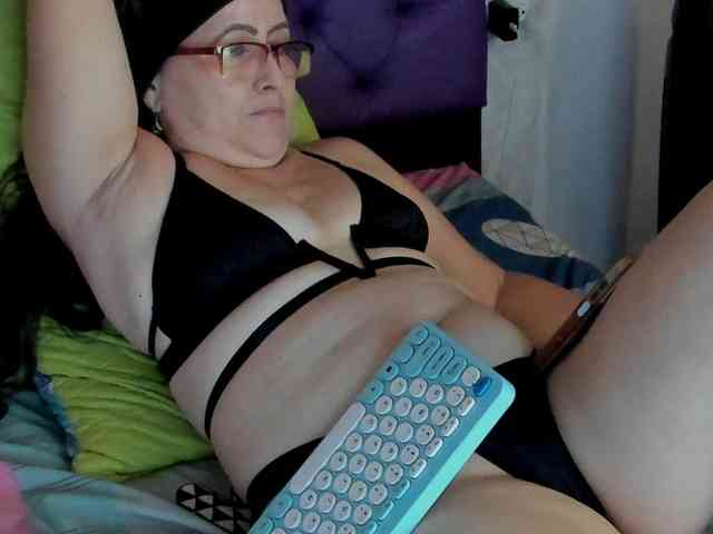 MargothClain webcam