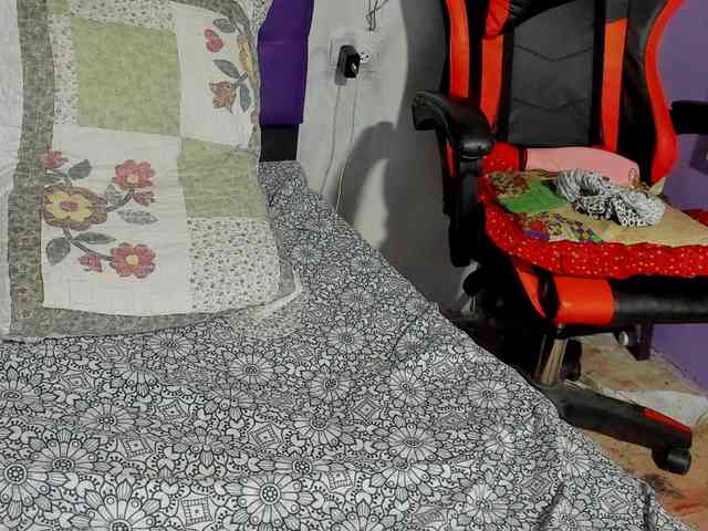 MargothClain webcam
