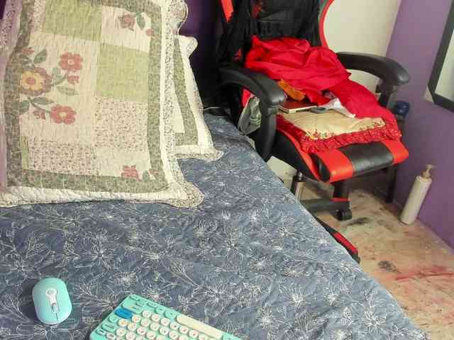 MargothClain webcam