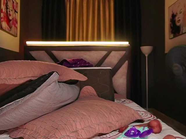 Katiehill live cam on BongaCams