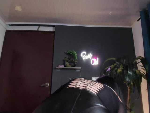Katiehill live cam on BongaCams