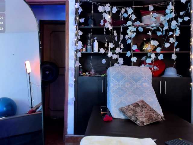 xcarlet1