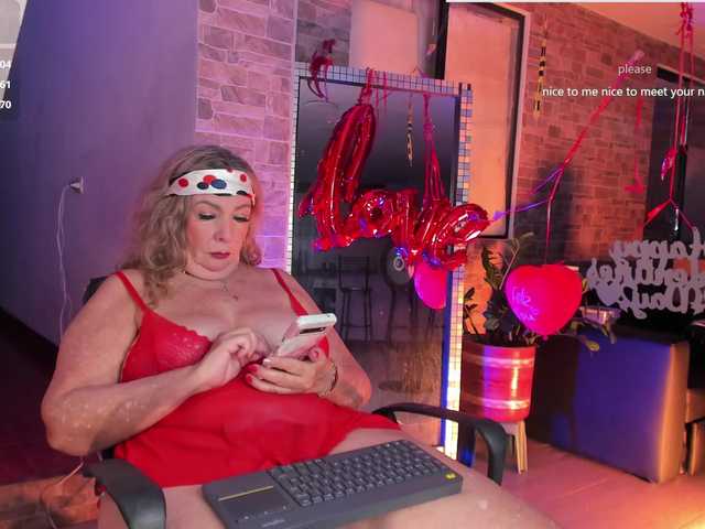 xcarlet1