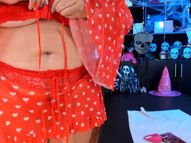 xcarlet1 live cam on BongaCams