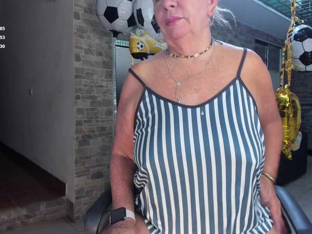 xcarlet1