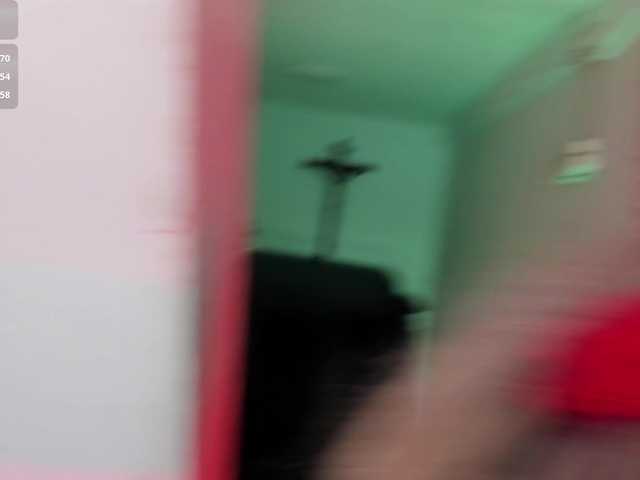 xcarlet1