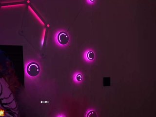 AmaReda Porn Show