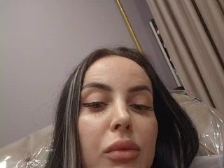 AmaReda Porn Show