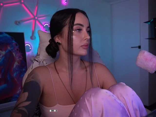 your-red-wine live cam