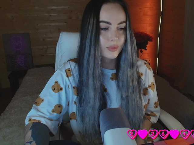 your-red-wine live cam on BongaCams