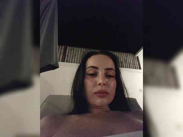 your-red-wine live show