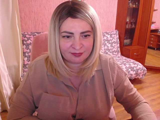 -MeowMeow- live cam on BongaCams