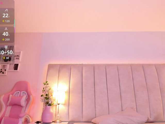 EllaThorne live cam on BongaCams