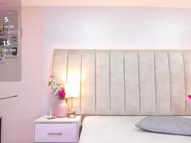 EllaThorne live cam on BongaCams