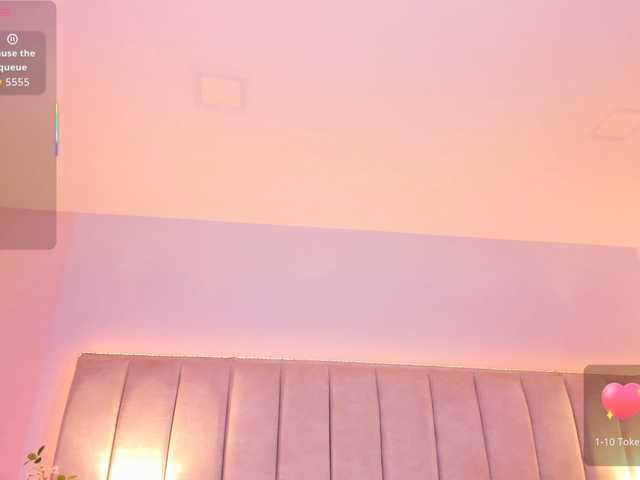 EllaThorne live cam on BongaCams