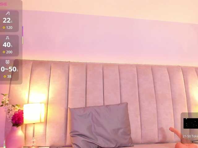 EllaThorne live cam
