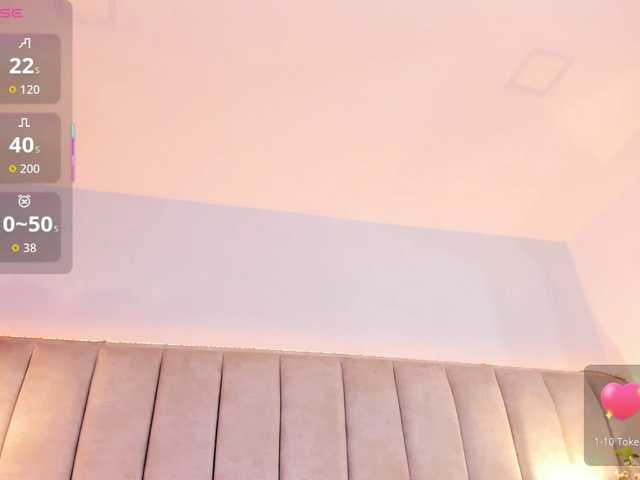 EllaThorne live cam on BongaCams