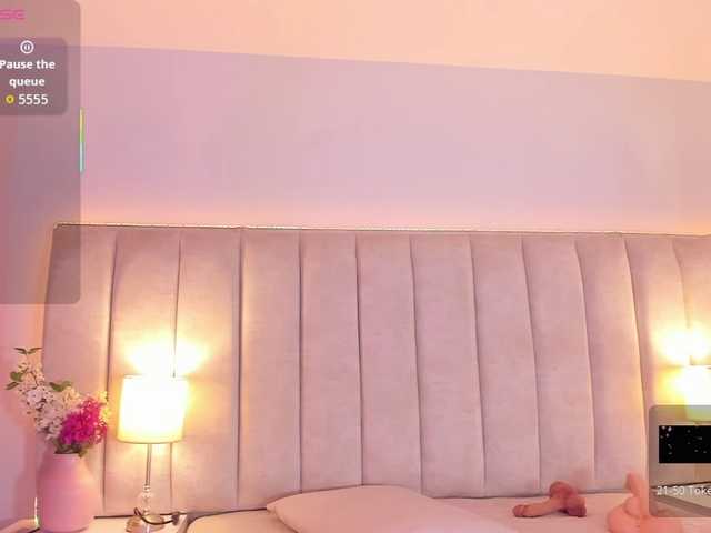 EllaThorne live cam on BongaCams