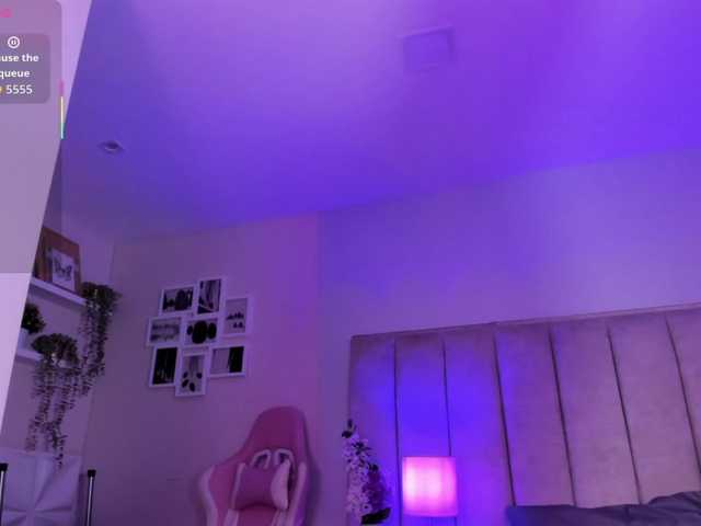 EllaThorne's BongaCams show and profile