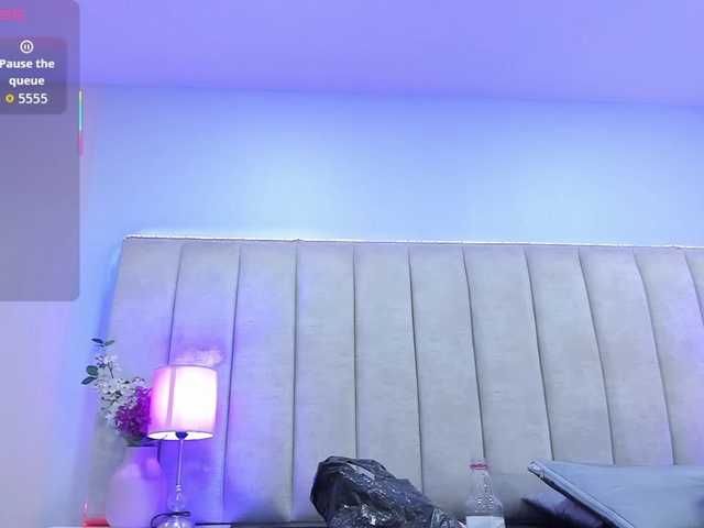 EllaThorne live cam on BongaCams