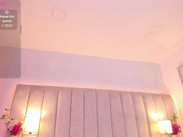 EllaThorne live cam on BongaCams