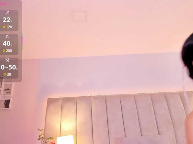 EllaThorne live cam on BongaCams