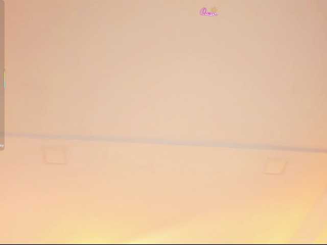 EllaThorne live cam on BongaCams