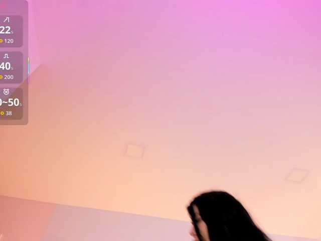 EllaThorne live cam on BongaCams