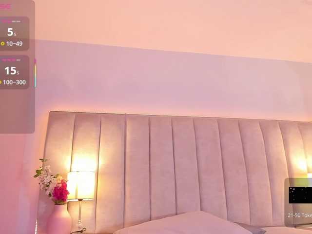 EllaThorne live cam on BongaCams
