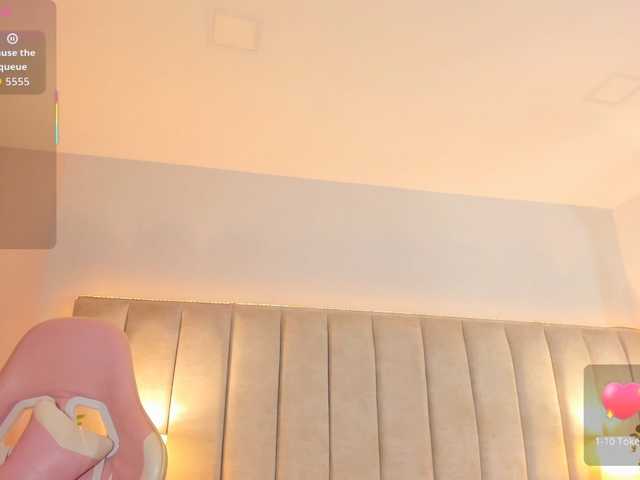 EllaThorne live cam on BongaCams
