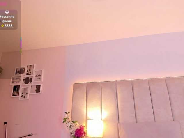 EllaThorne live cam on BongaCams