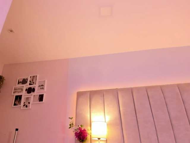 EllaThorne live cam on BongaCams