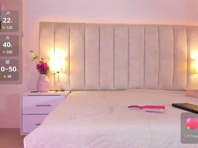 EllaThorne live cam on BongaCams