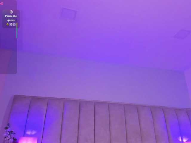 EllaThorne's BongaCams show and profile