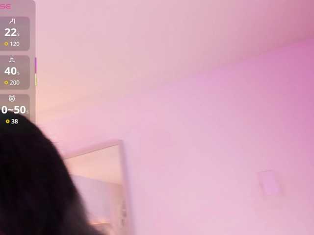 EllaThorne live cam on BongaCams
