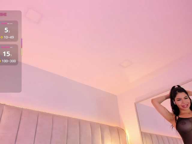 EllaThorne live cam on BongaCams