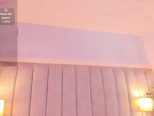 EllaThorne live cam on BongaCams