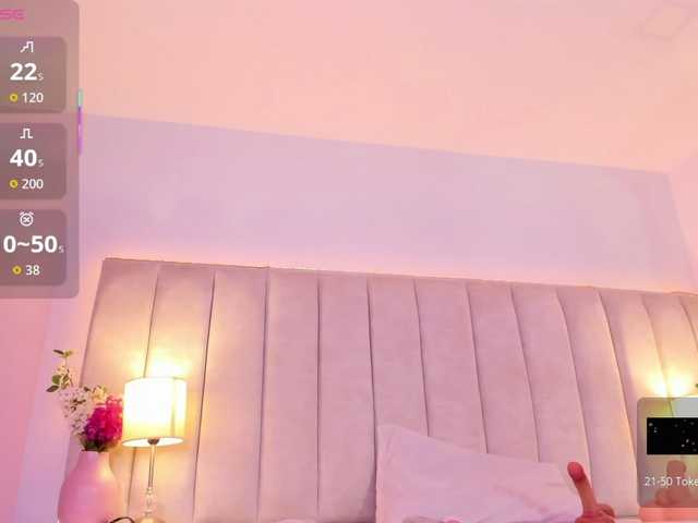 EllaThorne live cam on BongaCams