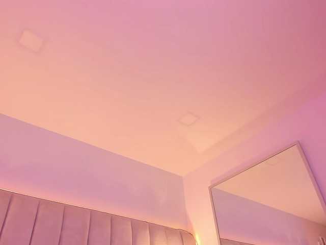 EllaThorne live cam on BongaCams